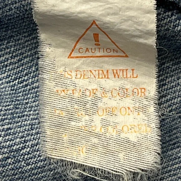 Fashion Nova‎ Distressed Light Wash Denim Jean Jacket - Picture 10 of 11